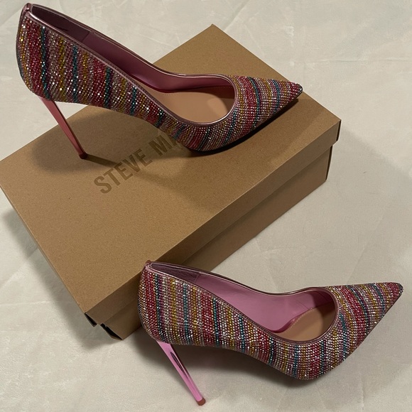 Pink Heels, size 8, Brand New, Steve Madden - Picture 1 of 5